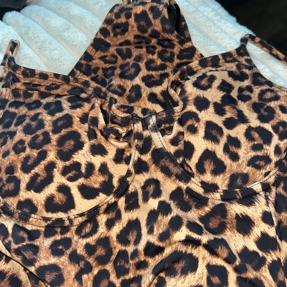 Good American Leopard Print One Piece - Picture 6 of 6